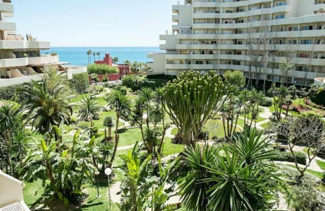 Stefys Beach Apartment Benalmádena Exterior photo
